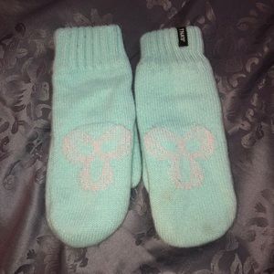 Light Blue Mittens